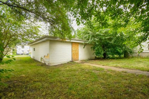 2231 Tennessee St, Gary IN  46407-3247 exterior