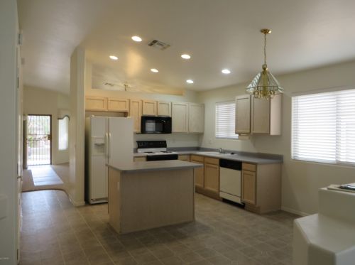 374 Tara Danette Dr, Tucson AZ  85704-4682 exterior