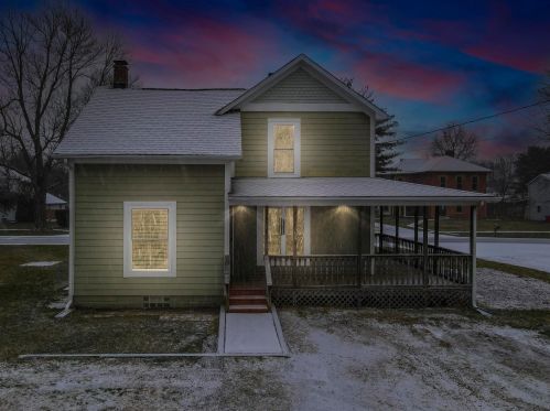 64 Atkinson St, Pataskala, OH 43062-8269