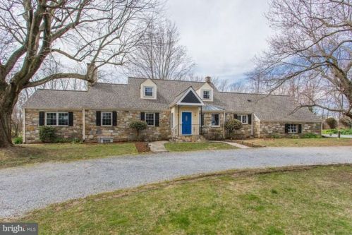 36004 John Mosby Hwy, Middleburg, VA 20117-3506