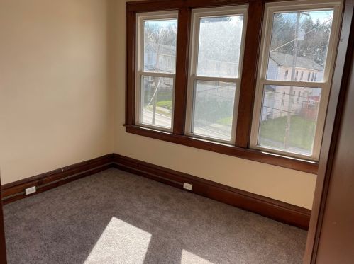 1705 Moravia St, New Castle PA  16101-5806 exterior