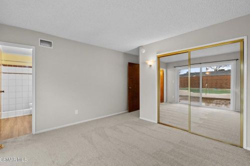 3026 Amarillo Ave, Simi Valley CA  93063-1704 exterior