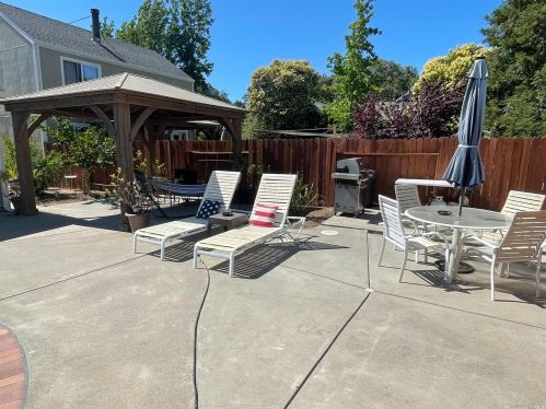 601 Princeton Ct, Vacaville CA  95687-6269 exterior