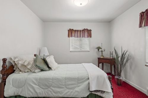 1517 Hawthorne St, Pittsburgh PA  15201-2026 exterior