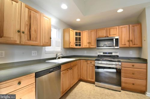 202 Monument Rd, Locust Grove, VA 22508-5156