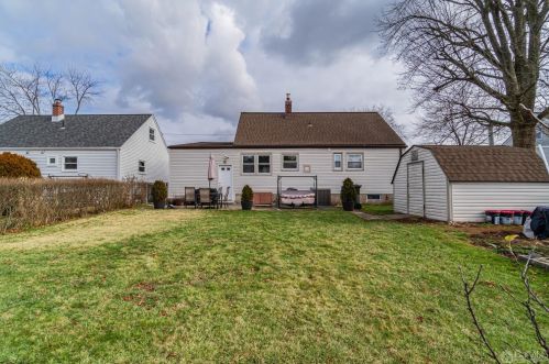 21 Hancock Pl, Iselin NJ  08830-1312 exterior