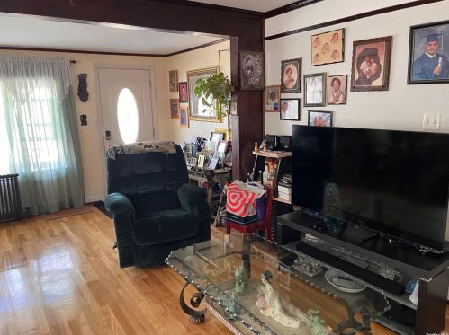 93-58 Francis Lewis Blvd, Jamaica, NY 11428-1673