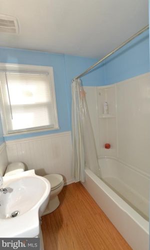 1805 Line St, Lansdale PA 19446-1632 exterior