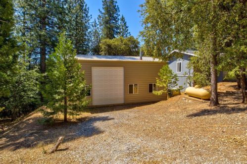 23720 Bonanza Rd, Pioneer CA  95666-9323 exterior