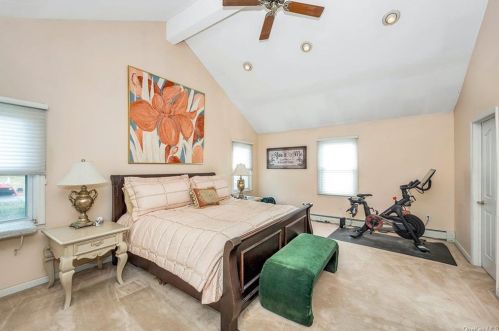 23 Daisy Dr, Mahopac NY  10541-5526 exterior