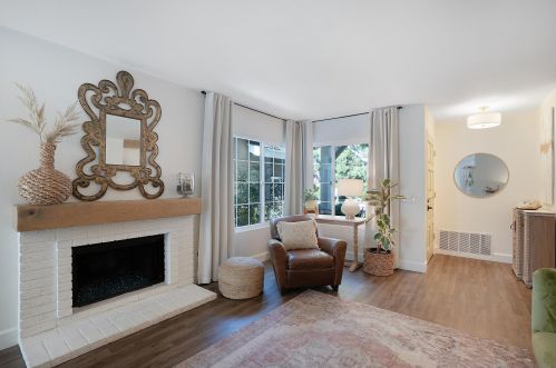 3238 Fox Run Way, San Diego, CA 92111-7722