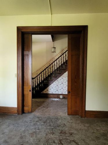 145 Pine St, Zanesville OH  43701-4238 exterior