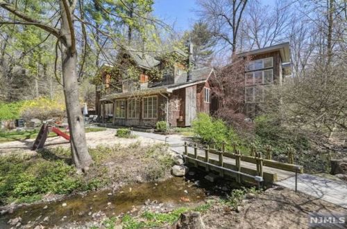661 Ramapo Valley Rd, Oakland, NJ 07436-2813
