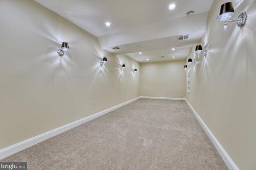 40280 Spectacular Bid Pl, Leesburg VA  20176-7173 exterior