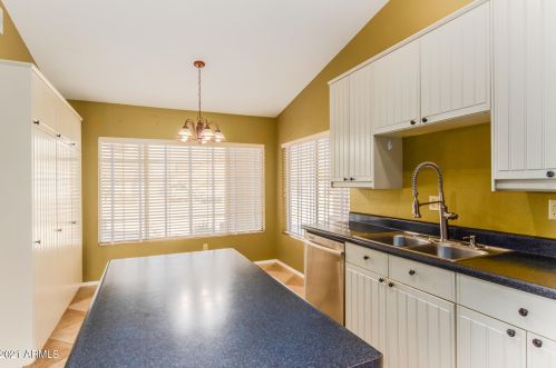 17410 86 Ave, Peoria AZ  85383-3684 exterior