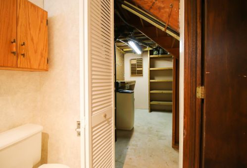 1005 14th St, Willmar MN  56201-2928 exterior