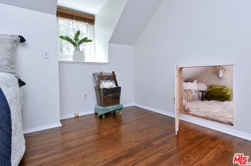 4934 Cartwright Ave, North Hollywood CA  91601-4023 exterior