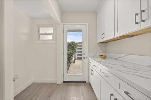 15424 Wilton Pl, Gardena CA  90249-4729 exterior