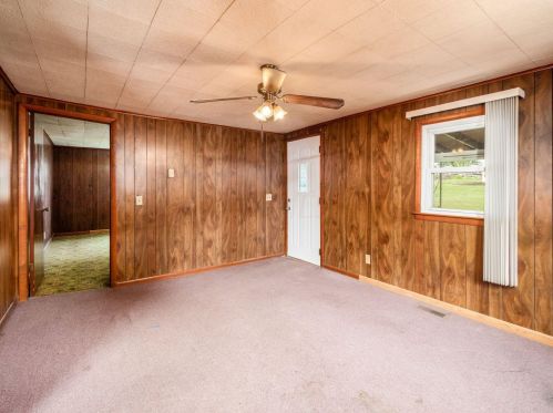 319 Whitehouse St, Crooksville OH  43731-1342 exterior