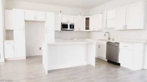 2914 18 St, Lehigh Acres FL 33976-3636 exterior