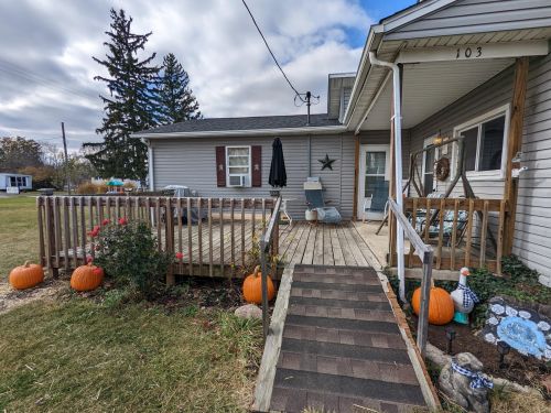 103 Pike St, Williamsport OH  43164 exterior