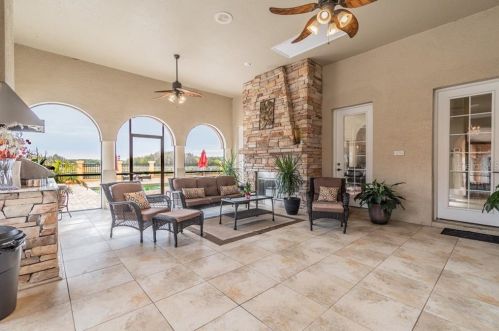 17341 Morris Bridge Rd, Thonotosassa FL  33592-2264 exterior