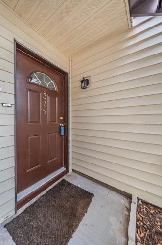 375 Moorings Cove Dr, Tarpon Springs, FL 34689-2684
