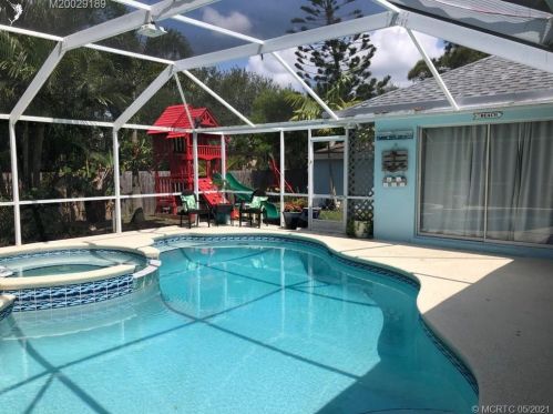 2526 Lily St, Fort Pierce, FL 34952-7429
