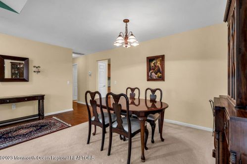 5 Winding River Rd, Lakewood NJ  08701-5734 exterior