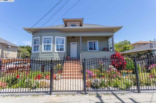 9856 A St, Oakland, CA 94603-2413