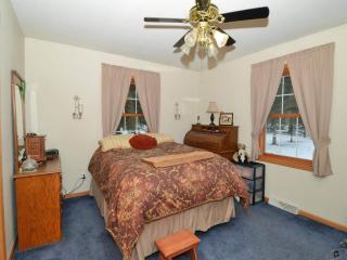 1102 Pearl Dr, Princeton, WI 54968-9127