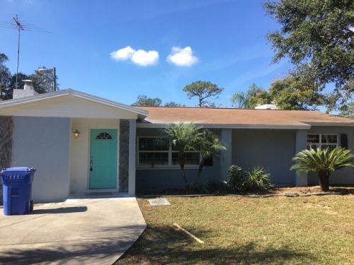 11704 Williams Rd, Thonotosassa, FL 33592-2104