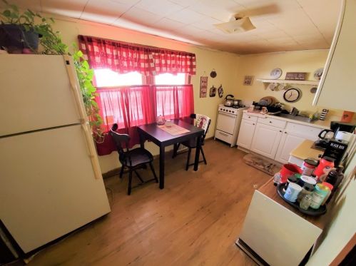 2605 Darlington Rd, Beaver Falls PA  15010-1239 exterior