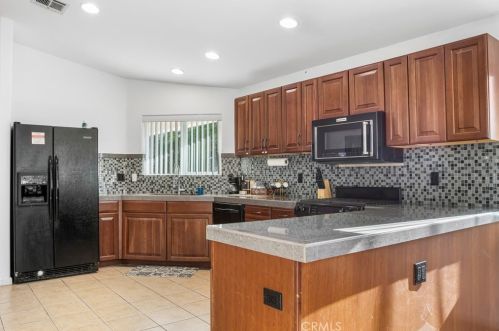 9056 Calle Barranca, Desert Hot Springs CA  92240-1639 exterior