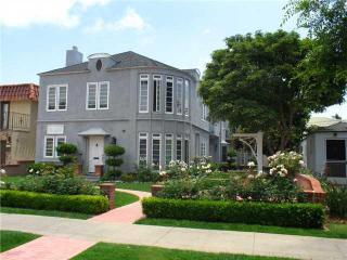 725 D Ave, San Diego, CA 92118-2125