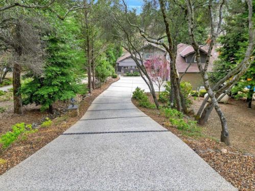 13572 Lake Wildwood Dr, Lake Wildwood CA  95946-9500 exterior