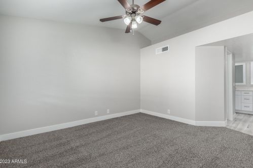 6514 Turquoise Ave, Glendale AZ 85302-1037 exterior