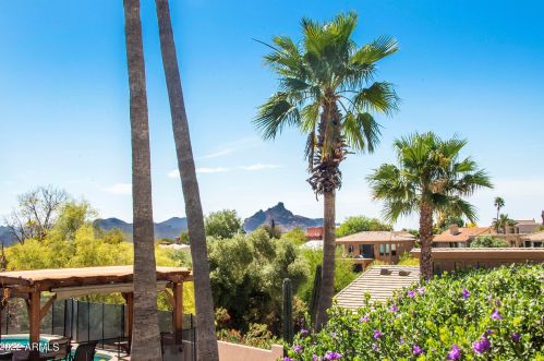 15815 Thistle Dr, Scottsdale AZ 85268-4446 exterior