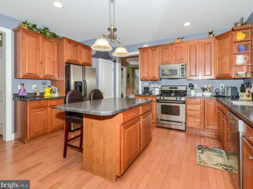 941 Bristol Rd, Southampton PA  18966-1359 exterior