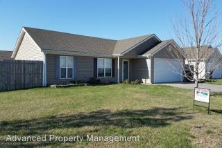 301 Brookway Dr, Manhattan KS  66502-7092 exterior