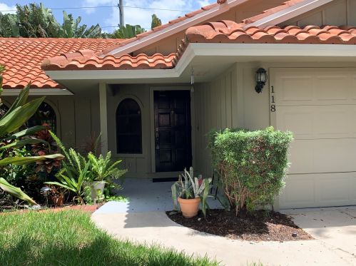 118 Bayberry Cir, Jupiter, FL 33458-7709