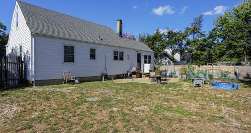 532 Smith Dr, Point Pleasant Beach NJ  08742-5432 exterior