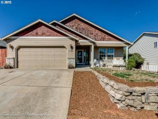 322 Steelhead St, Liberal OR  exterior