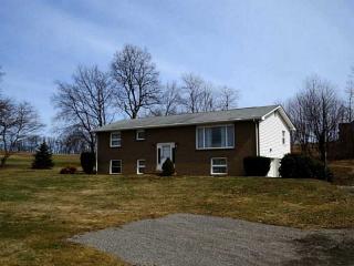 169 Benbrook Rd, Butler, PA 16001-1113