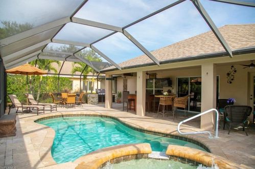 1207 Imperial Dr, Naples, FL 34110-8129