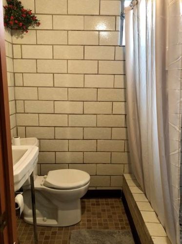 311 Agnew Rd, Jeannette PA  15644-2519 exterior