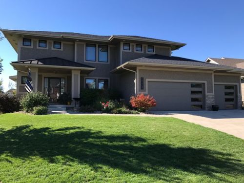 2736 164th St, Des Moines, IA 50325-2506