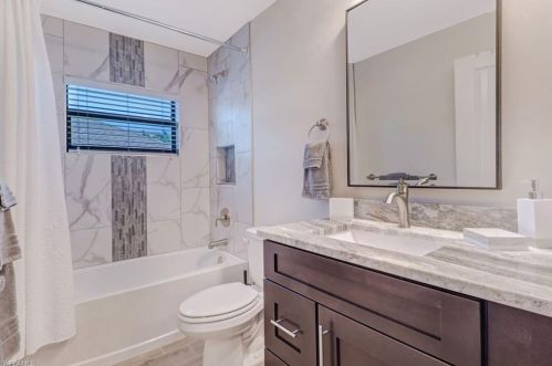 2227 2 Ter, Cape Coral FL  33990-1024 exterior