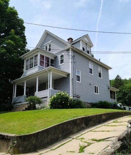 71 Pierpont St, Waterbury, CT 06708-2155