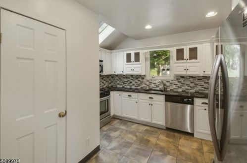 1061 Broad St, Westfield NJ  07090-1132 exterior